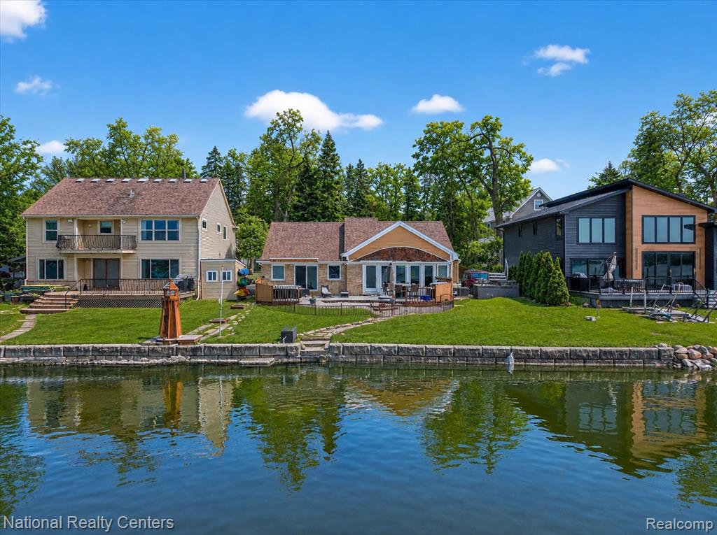 560 Black Oaks Trail, Howell, MI 48843 — Photo 44