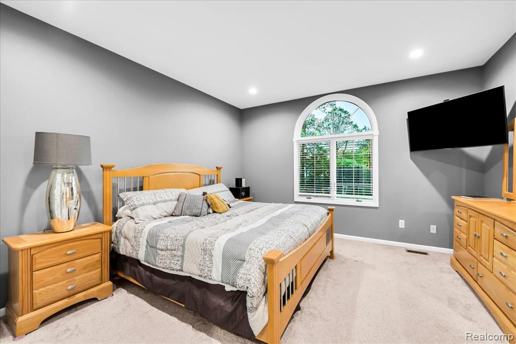 2376 Joseph Tamron Drive W, St. Clair, MI 48079 — Photo 19