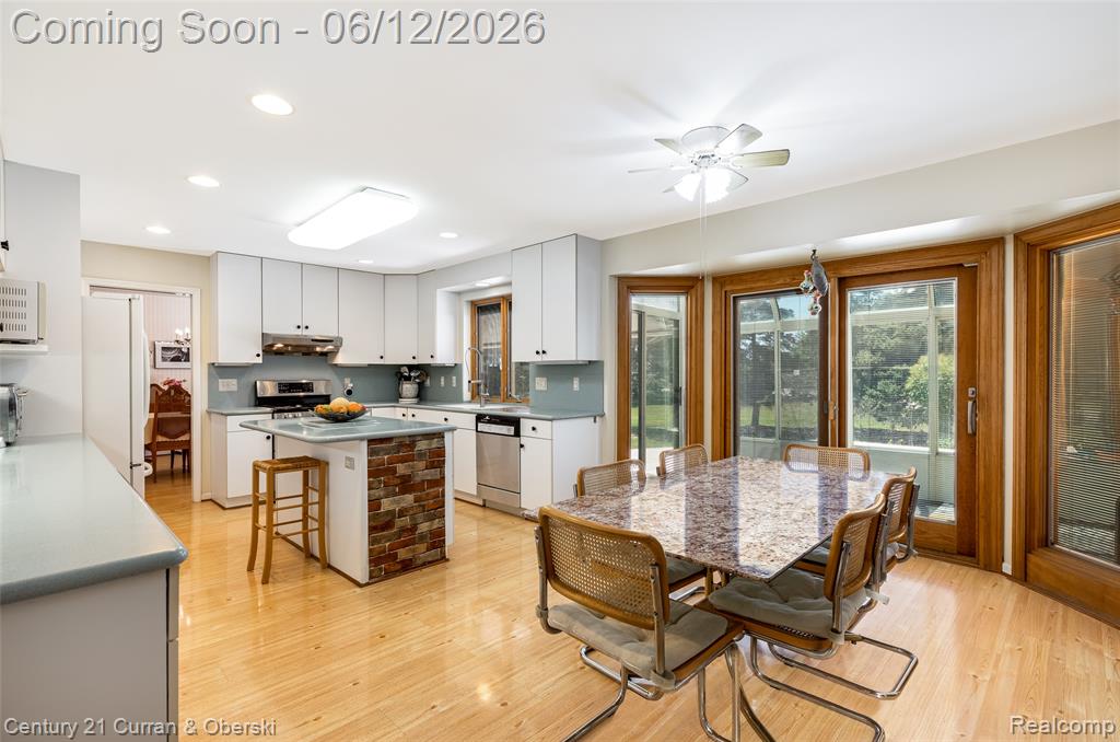 31259 Applewood Lane, Farmington, MI 48331 — Photo 15