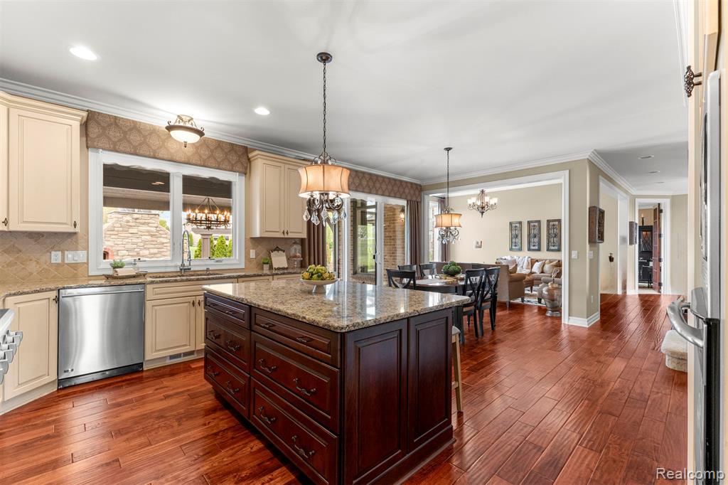 48892 Barola Court, Northville, MI 48167 — Photo 34