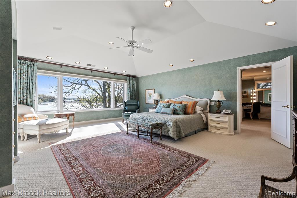 1832 Long Lake Shore Drive, Bloomfield Hills, MI 48302 — Photo 42