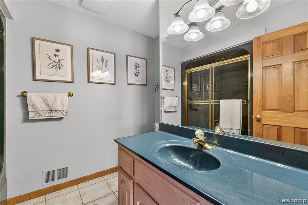 32874 Liparoto Drive, Rockwood, MI — Photo 26