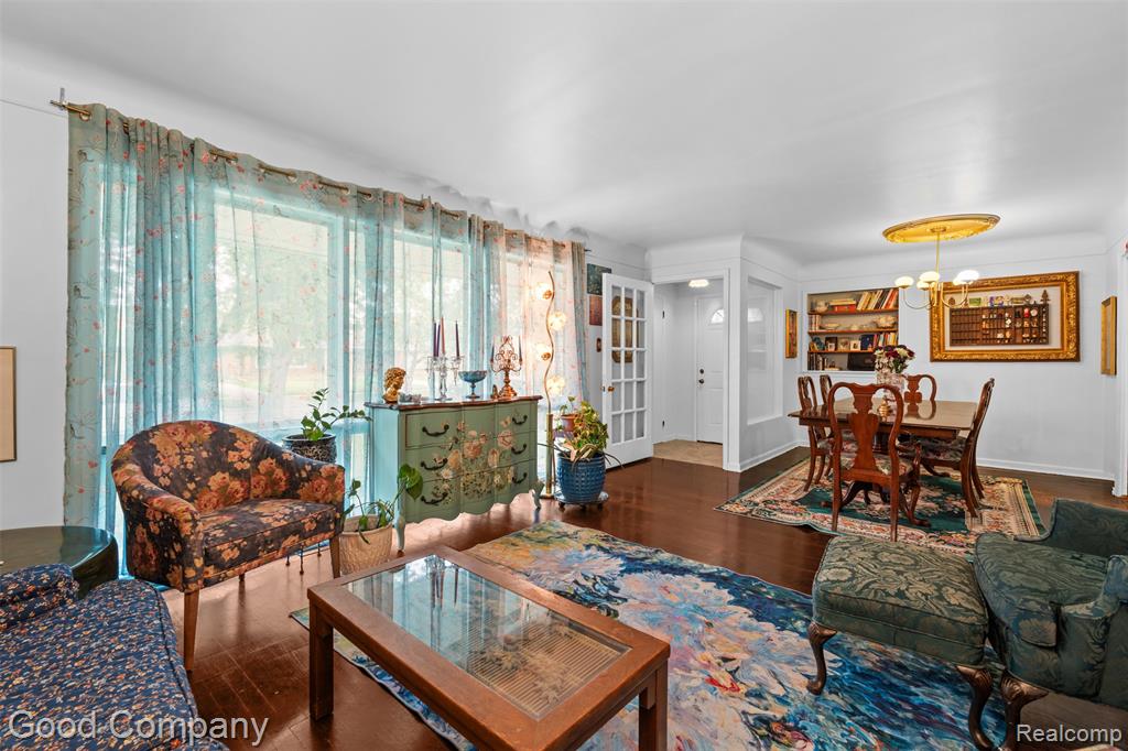 20428 Lennon Street, Harper Woods, MI 48225 — Photo 9