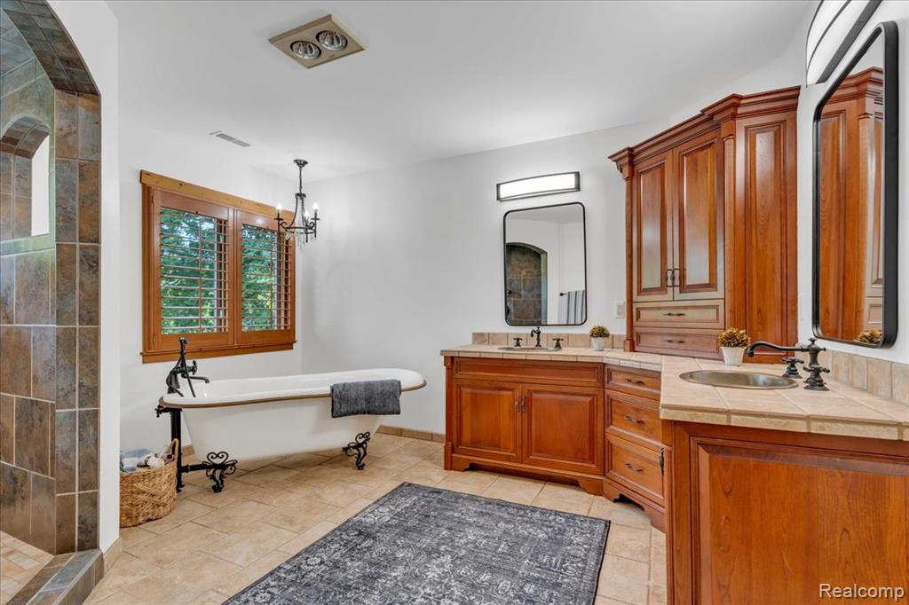 806 Ludlow Avenue, Rochester, MI 48307 — Photo 33