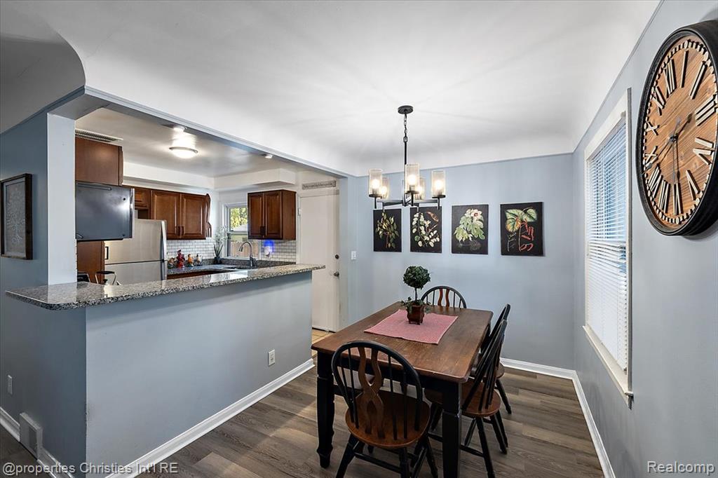 4402 Berkshire Road, Royal Oak, MI 48073 — Photo 14