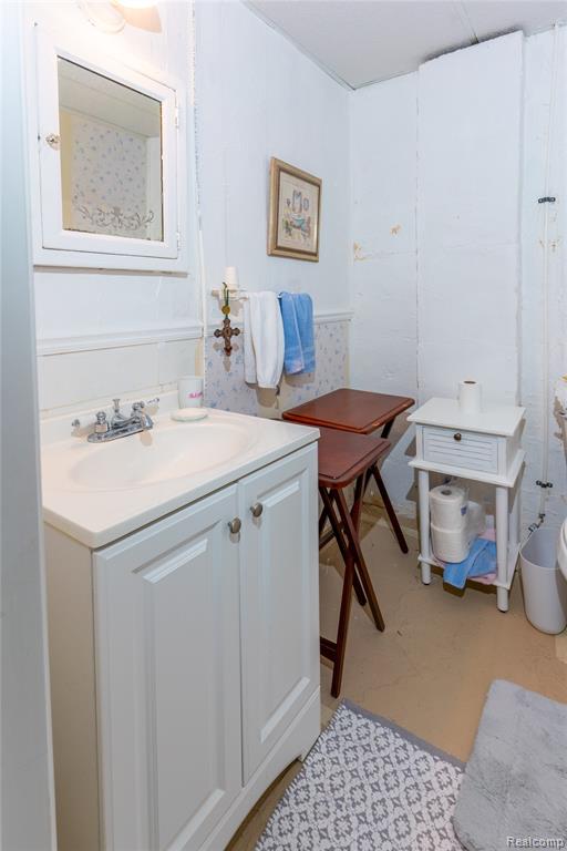 6857 Woodmont Avenue, Detroit, MI 48228 — Photo 22