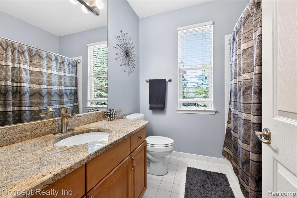 42392 White Hart Boulevard, Canton, MI 48188 — Photo 14