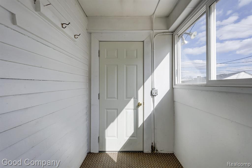 813 S Center Street, Royal Oak, MI 48067 — Photo 16