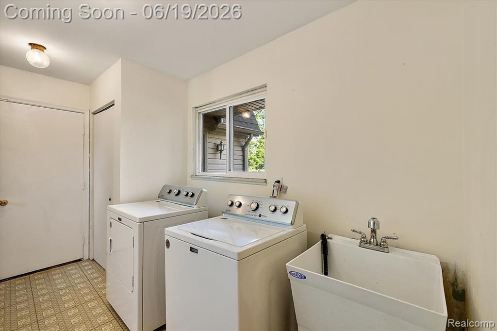 10324 Oakhill Road, Holly, MI 48442 — Photo 17