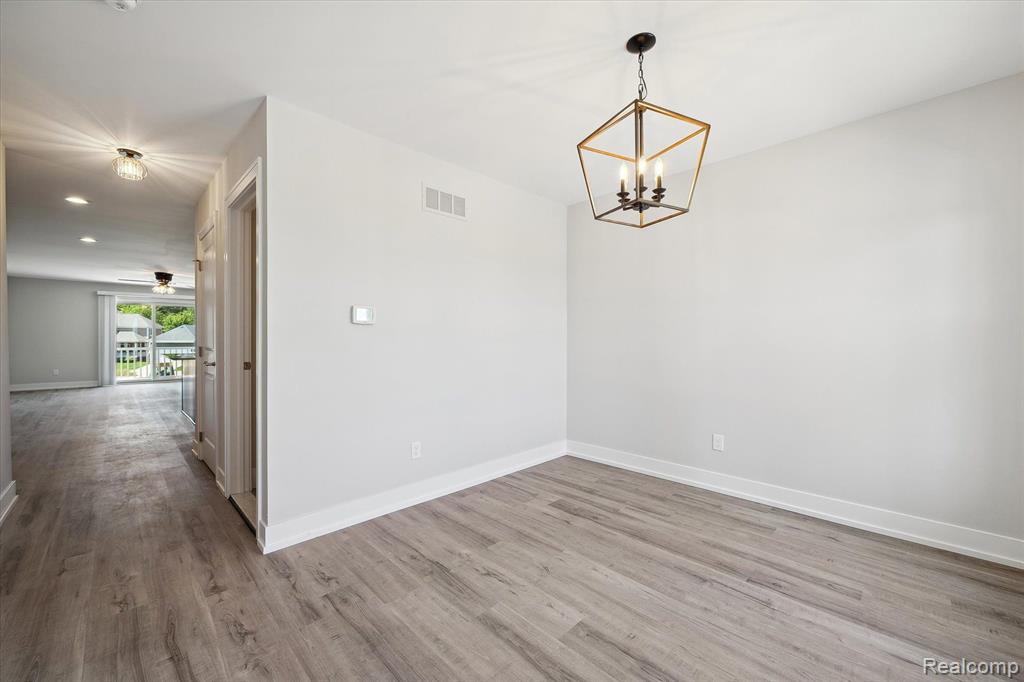 53761 CHAMPLAIN Street, Macomb, MI 48042 — Photo 7
