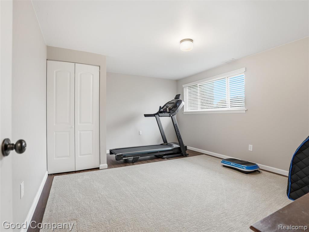 7371 Edinborough, West Bloomfield, MI — Photo 48