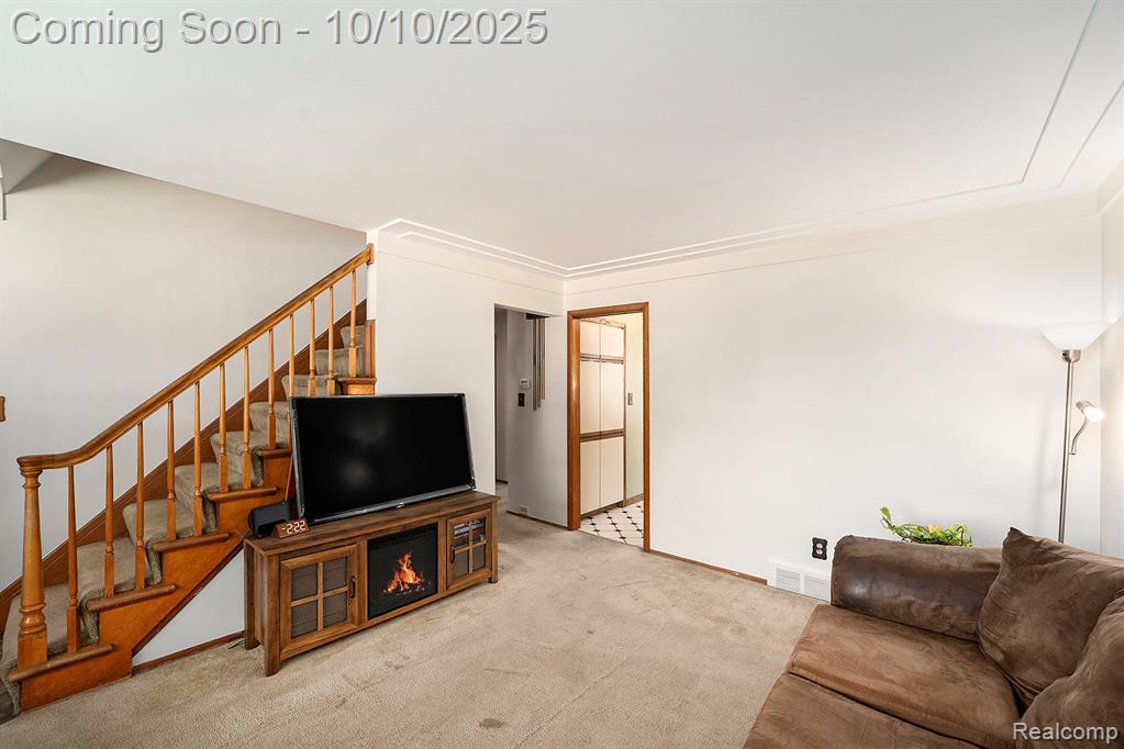 6607 Drexel Street, Dearborn Heights, MI 48127 — Photo 8