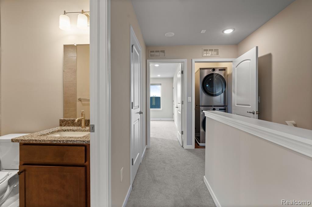 849 Canterbury Ln, Troy, MI 48085 — Photo 14