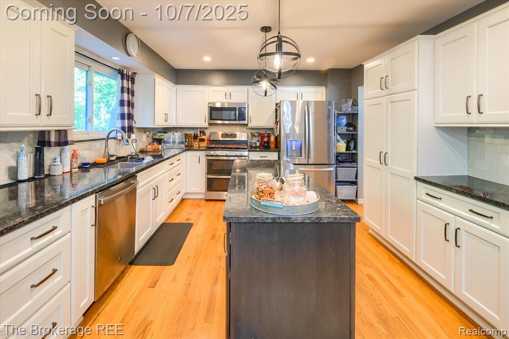 4950 Iroquois Boulevard, Clarkston, MI 48348 — Photo 15