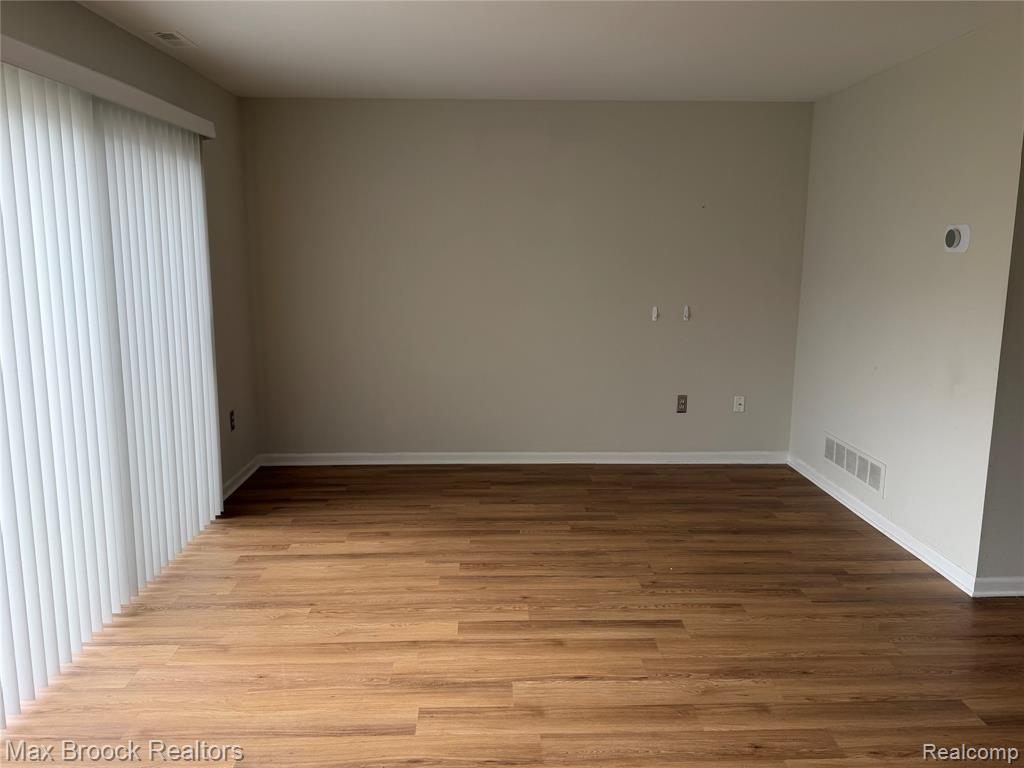 50431 Bay Run S, Chesterfield, MI 48047 — Photo 8