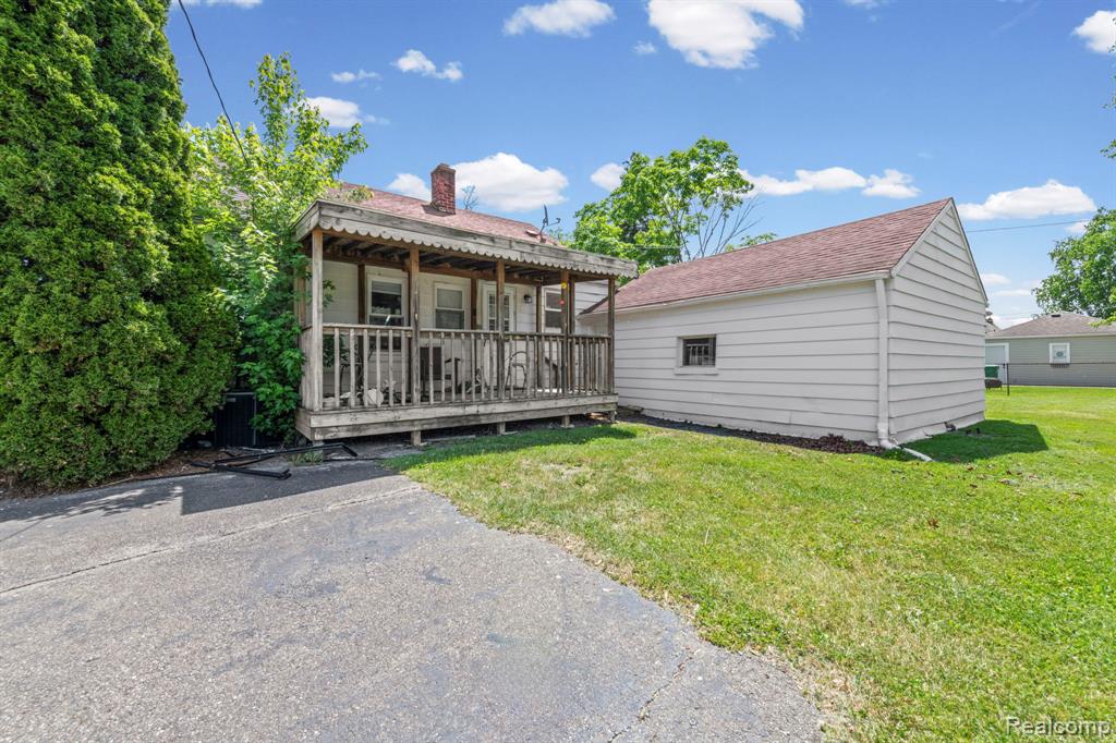 5759 Deering Street, Garden City, MI — Photo 5