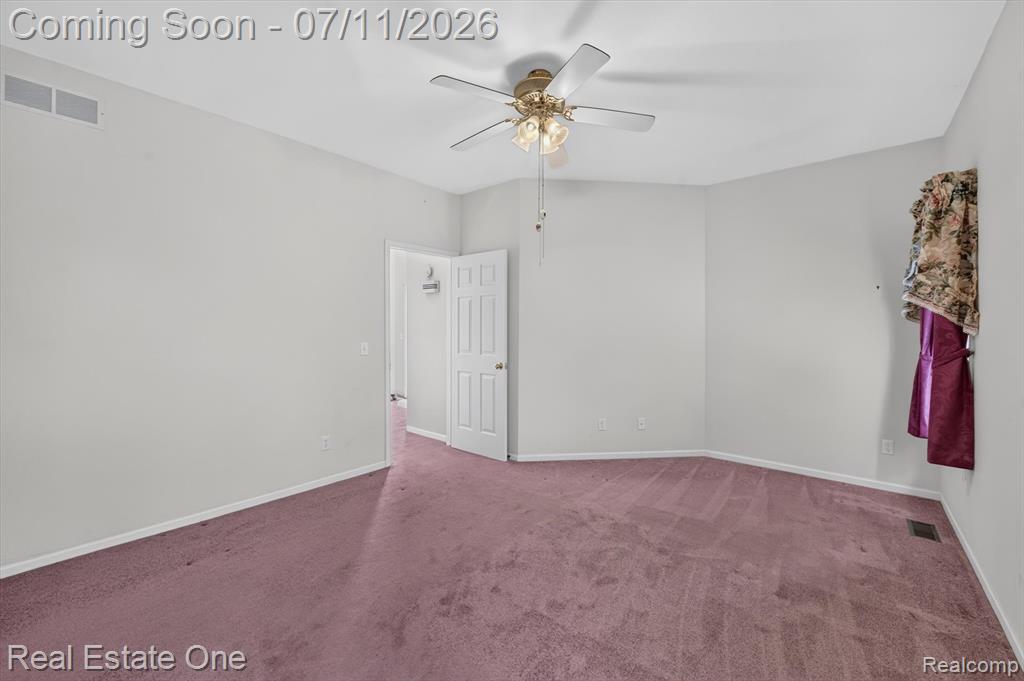5128 Queensway, Howell, MI 48843 — Photo 30
