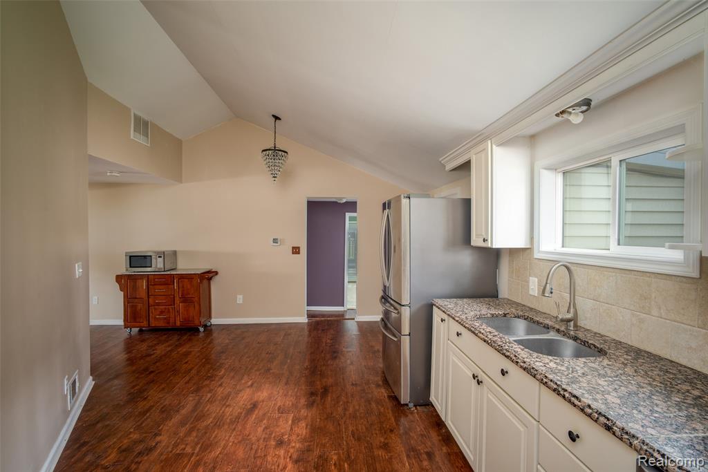7203 Aspen Road, Lexington, MI 48450 — Photo 10