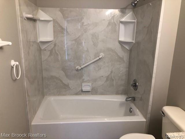 6365 Richard Run, West Bloomfield, MI — Photo 26