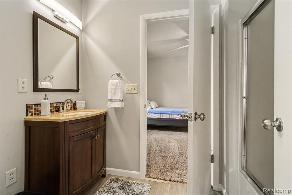 5225 Pine Drive, Jackson, MI 49201 — Photo 15