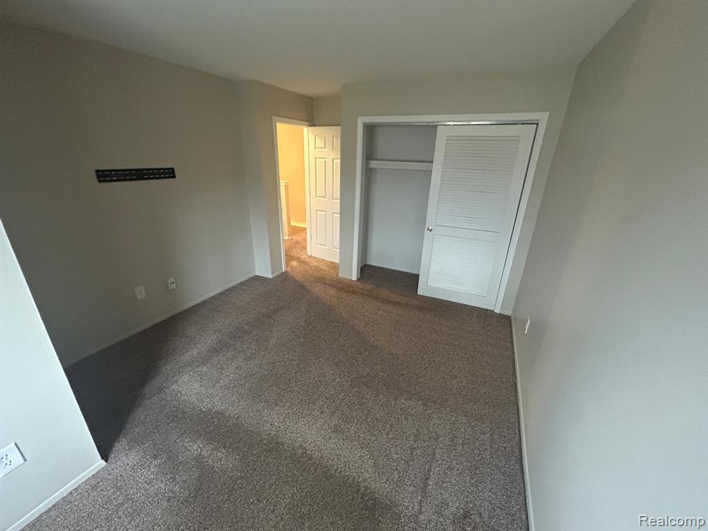 41168 N WOODBURY GREEN, Belleville, MI 48111 — Photo 12