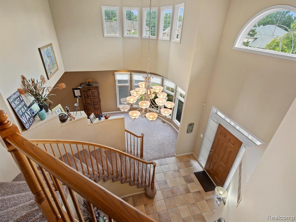 7253 CARLYLE, West Bloomfield, MI — Photo 32