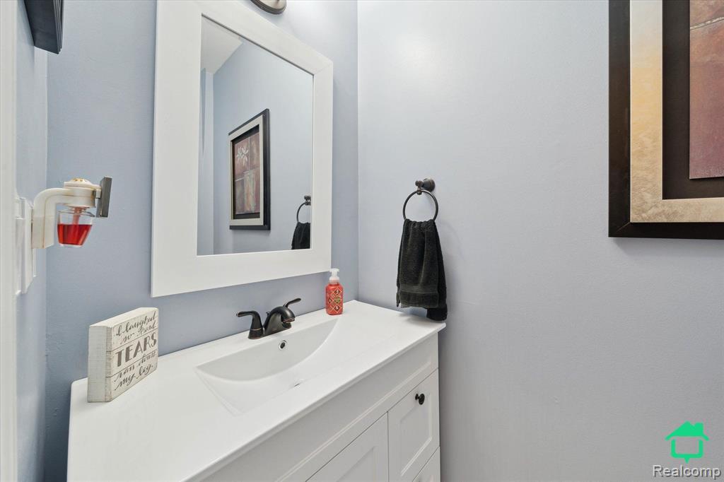 48578 WILDROSE Drive, Canton, MI 48187 — Photo 21