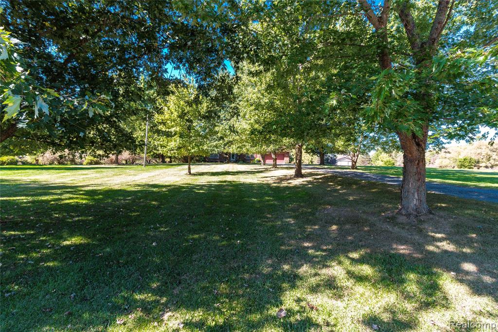 1511 Fish Lake Road, Lapeer, MI 48446 — Photo 46