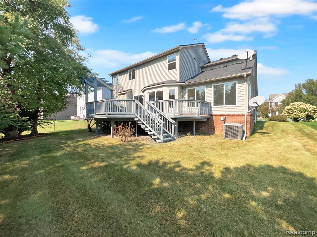 7080 COLCHESTER Lane, Ypsilanti, MI 48197 — Photo 5
