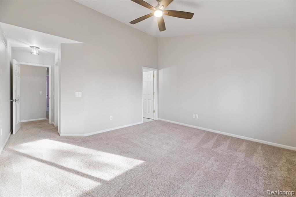 2607 S Moonglow Court, 35, Hartland, MI 48353 — Photo 28
