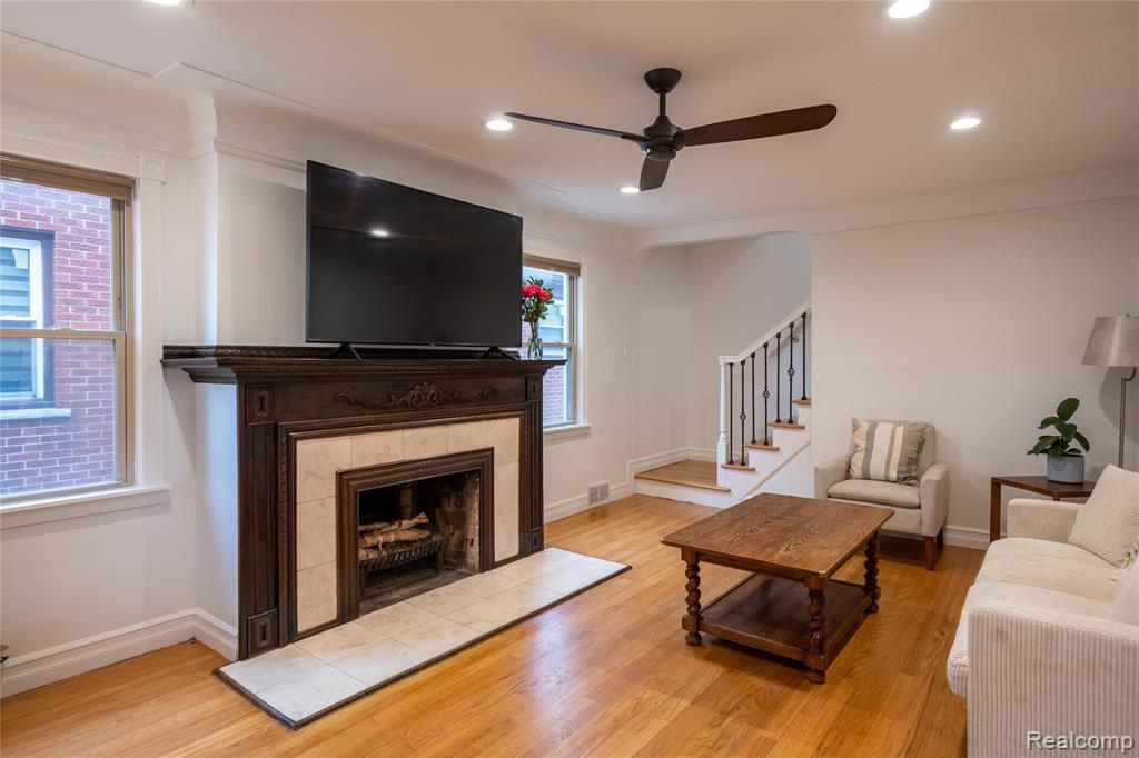 6600 Payne Avenue, Dearborn, MI 48126 — Photo 3
