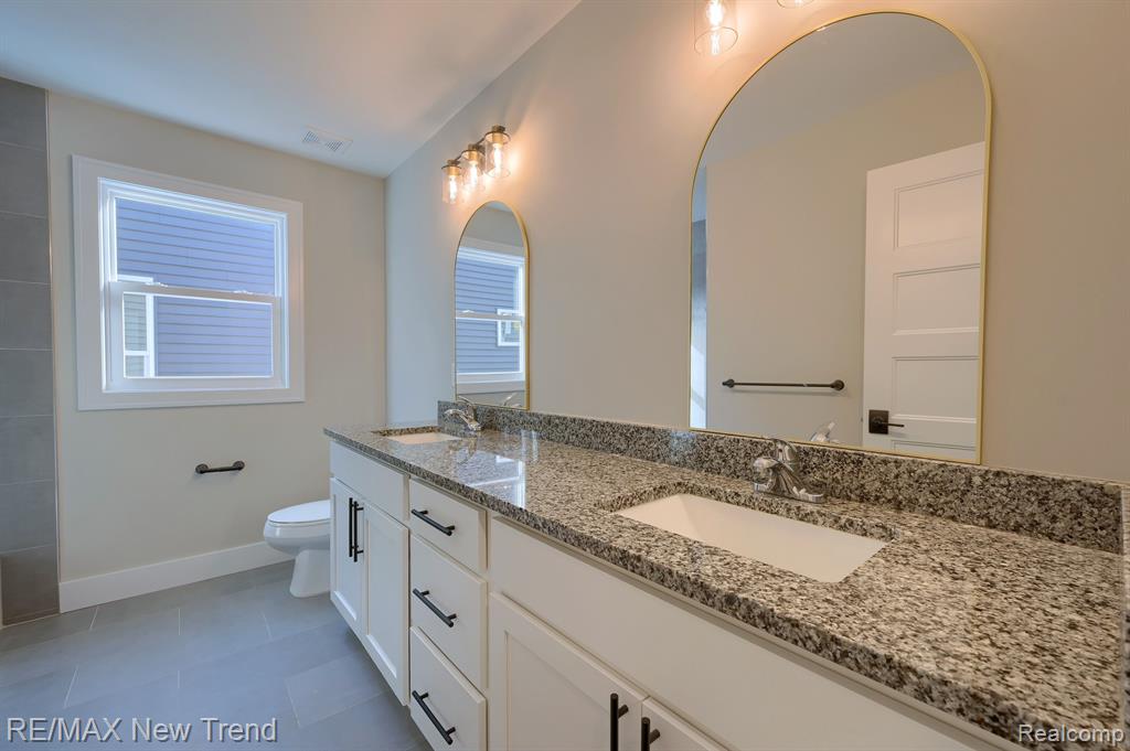 213 MOUNTAIN VIEW LANE, Milford, MI 48381 — Photo 35