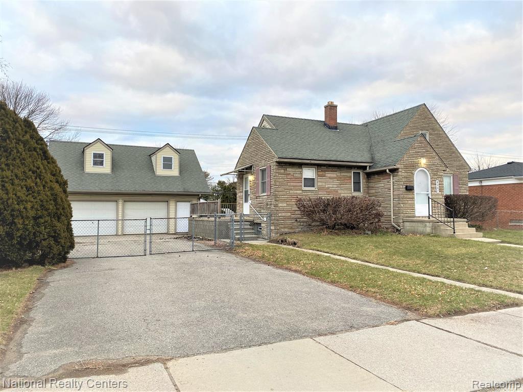 8087 CHAPP Avenue, Warren, MI 48089 — Photo 2