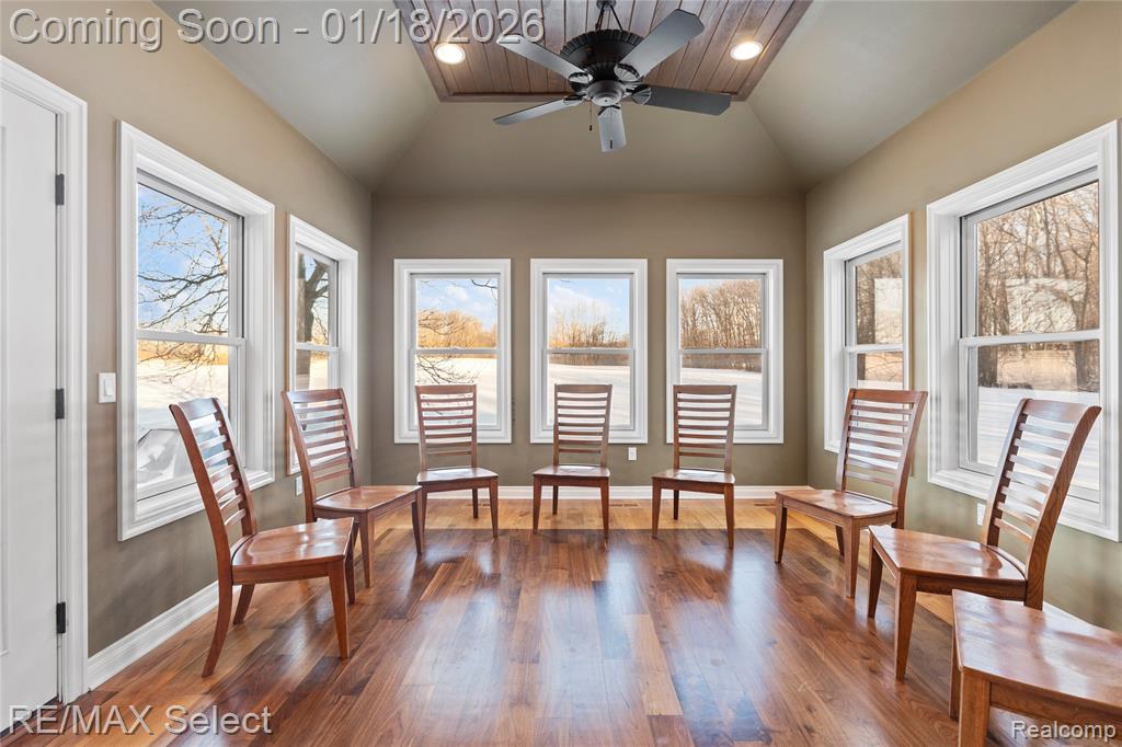 9305 Vassar Road, Grand Blanc, MI 48439 — Photo 21