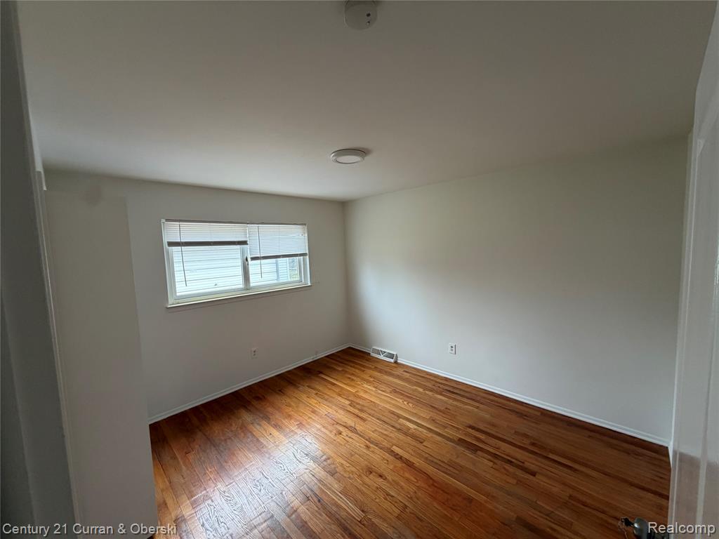 5972 N Gulley Road, Dearborn Heights, MI 48127 — Photo 3