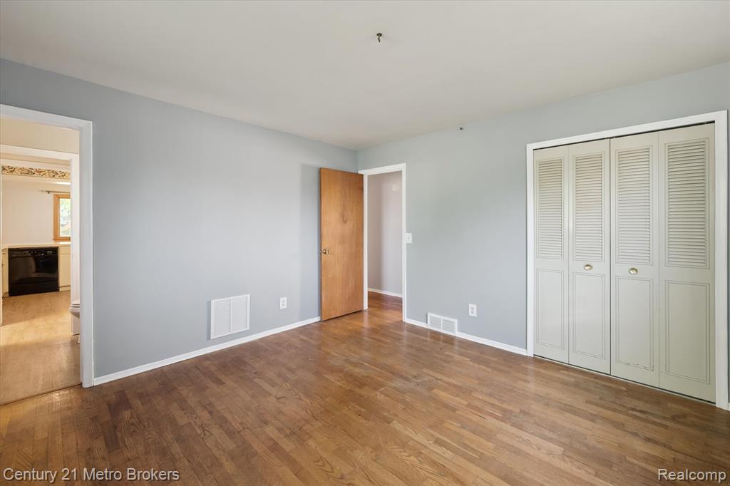 4460 Torrey Road, Flint, MI 48507 — Photo 20