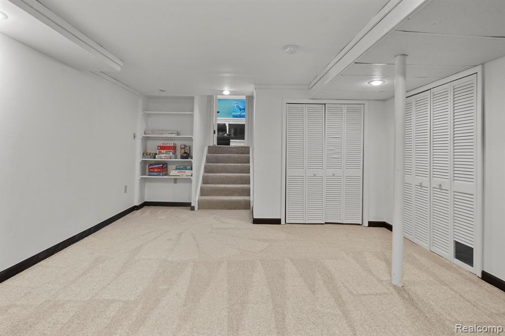 4414 BRANDYWYNE Drive, Troy, MI 48098 — Photo 29