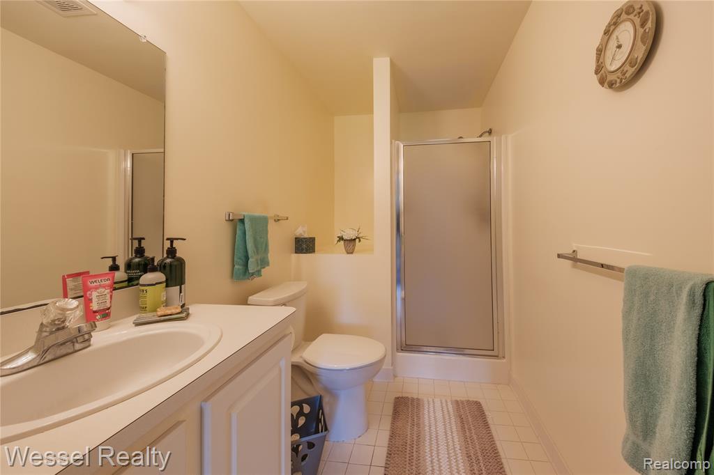 55094 Westchester Drive, 36, Shelby Twp, MI 48316 — Photo 16