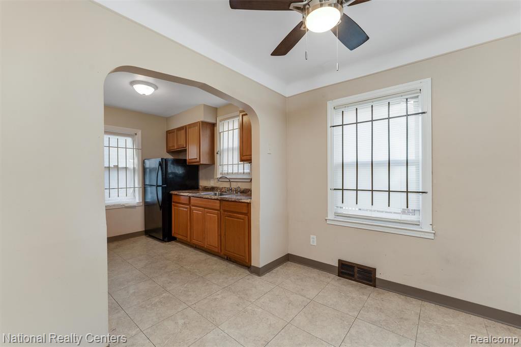 5525 Cadieux Road, Detroit, MI 48224 — Photo 6