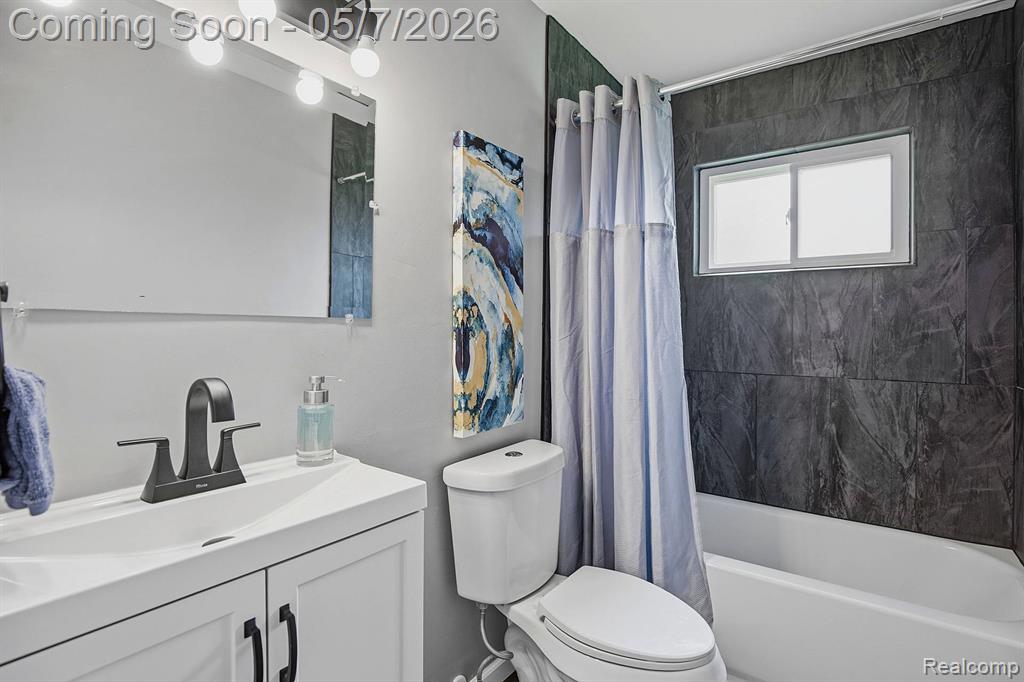 30022 Midfield Drive, New Haven, MI 48048 — Photo 8