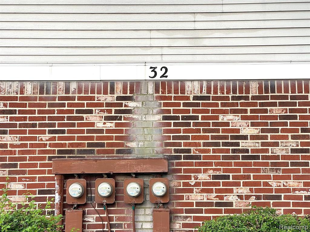 39554 OLD DOMINION Drive, Clinton Twp, MI 48038 — Photo 15