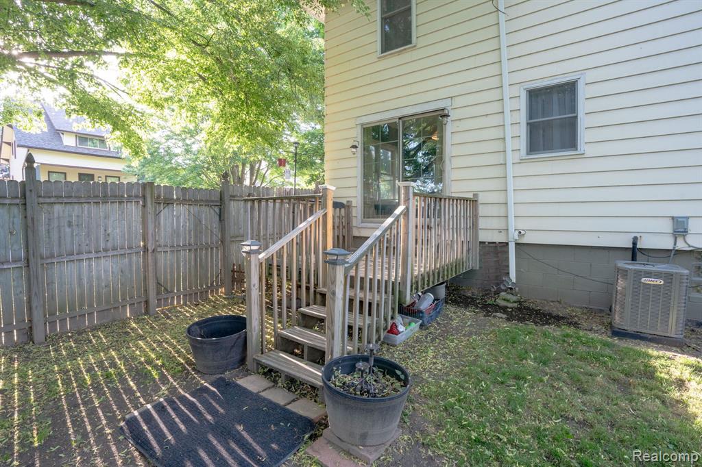 515 Jay Street, St. Clair, MI 48079 — Photo 13