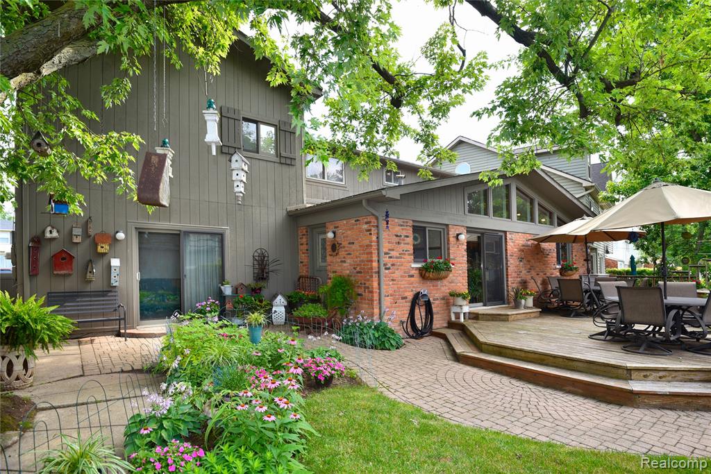 733 Highland Avenue, Clawson, MI — Photo 32