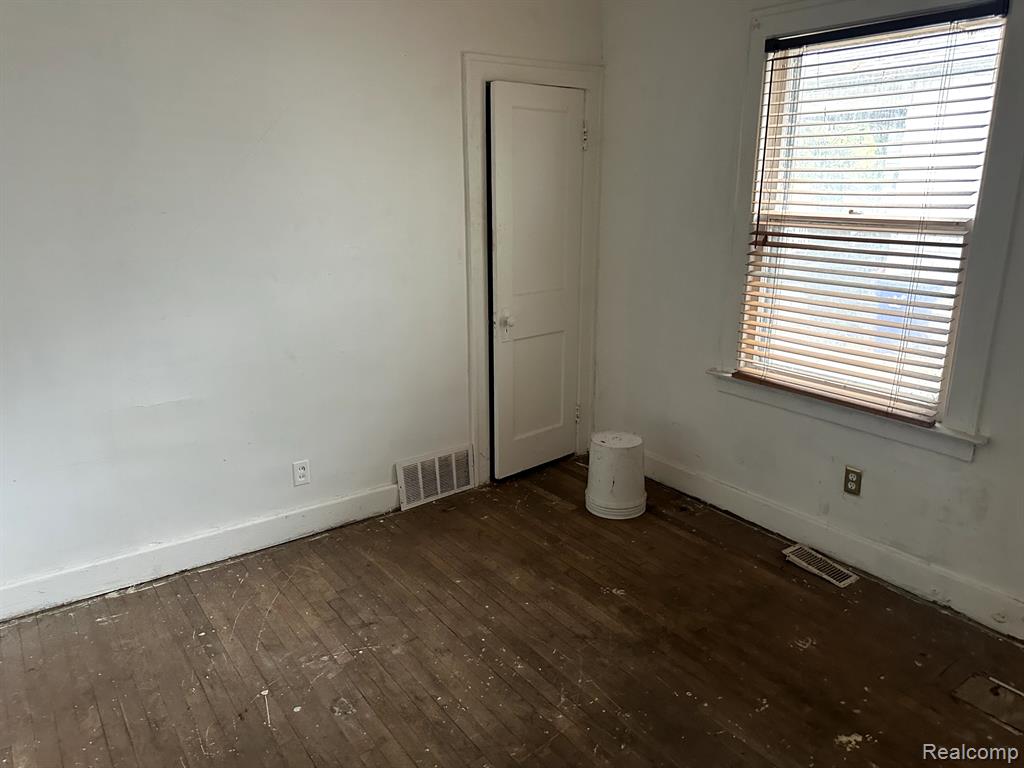 3950 CADIEUX Road, Detroit, MI, 48224