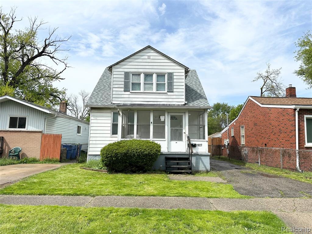 7027 Meadow Avenue, Warren, MI 48091 — front exterior