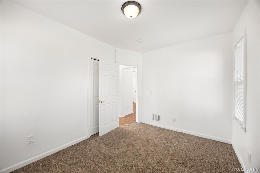 9150 Courville Street, Detroit, MI 48224 — Photo 10