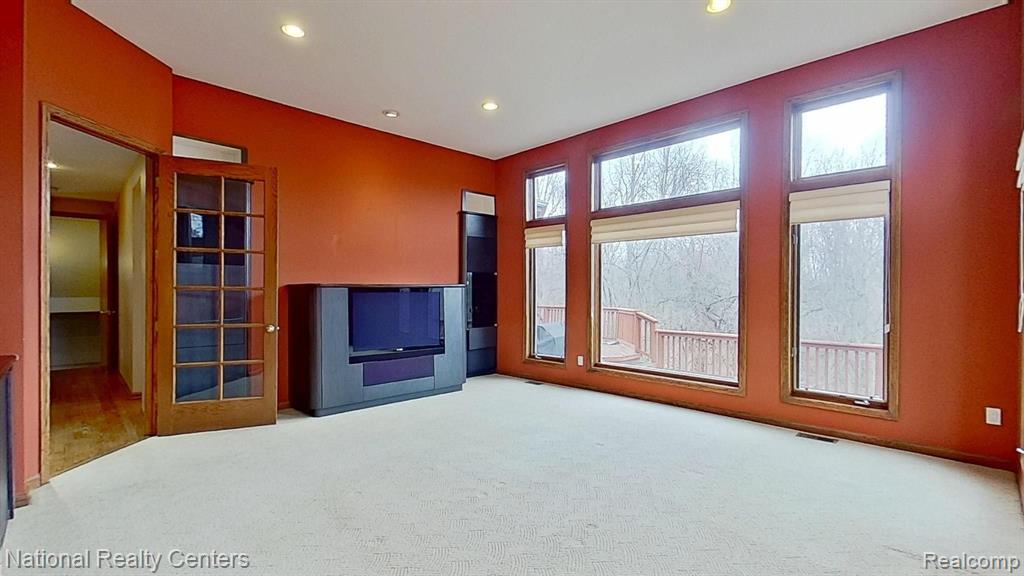 4392 STONEVIEW Drive, West Bloomfield, MI — Photo 35