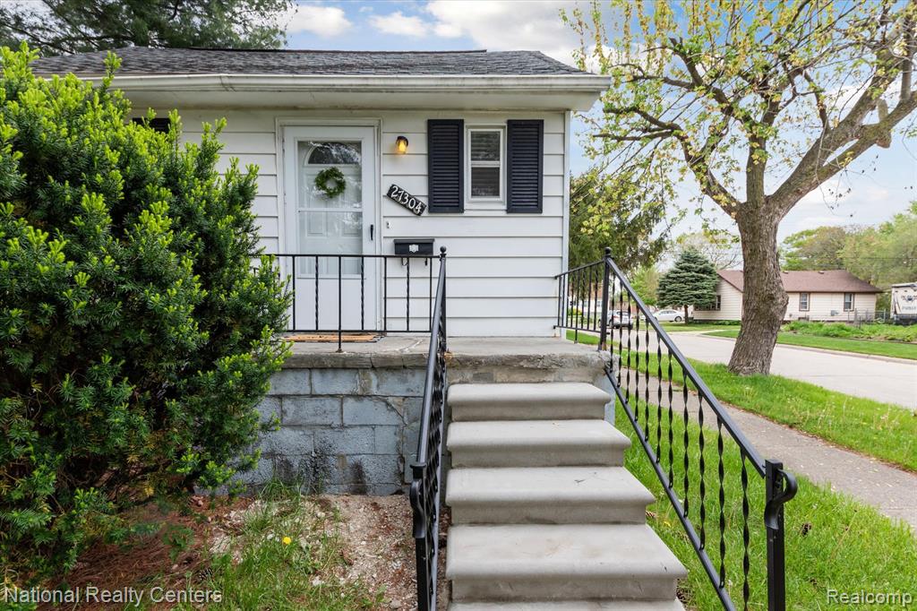 8711 Candlewood Trail, Brighton, MI, 48116