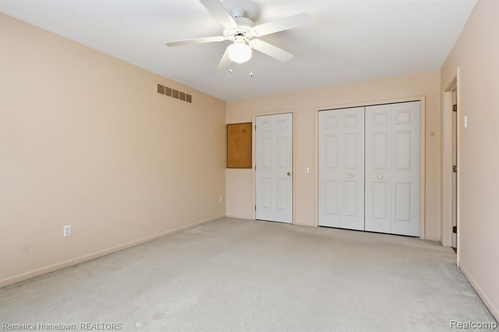 8930 Twin Lakes Drive, White Lake, MI — Photo 18