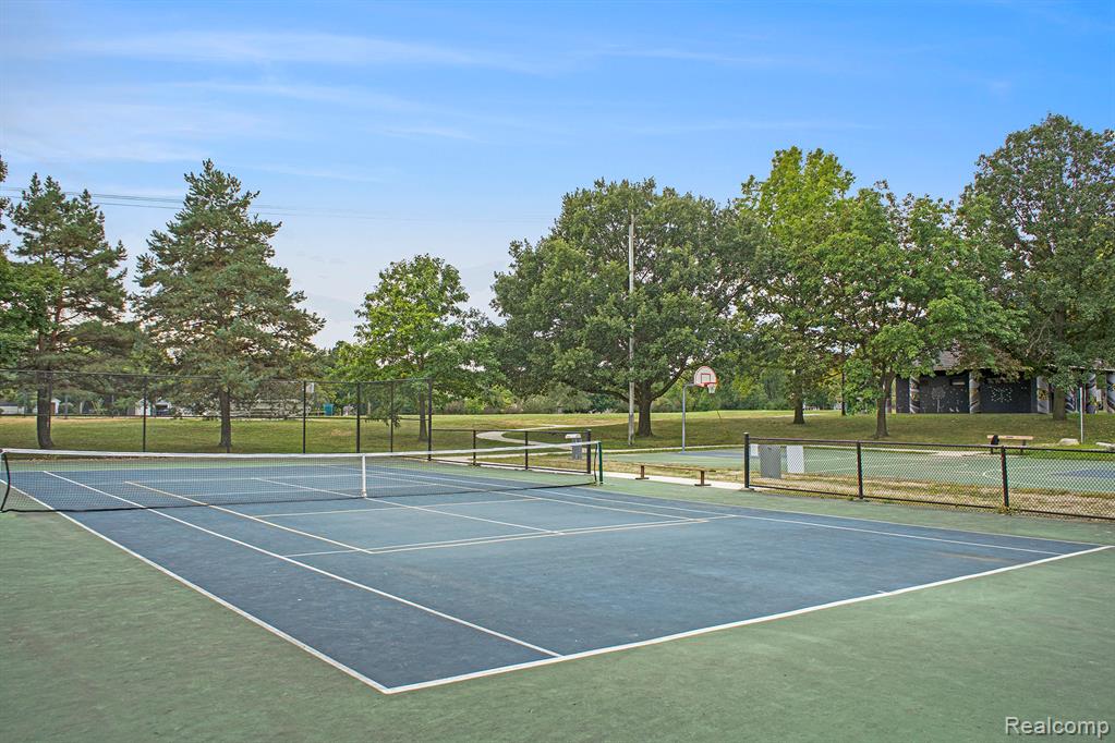 1134 Hutchins Avenue, Ann Arbor, MI 48103 — Photo 33